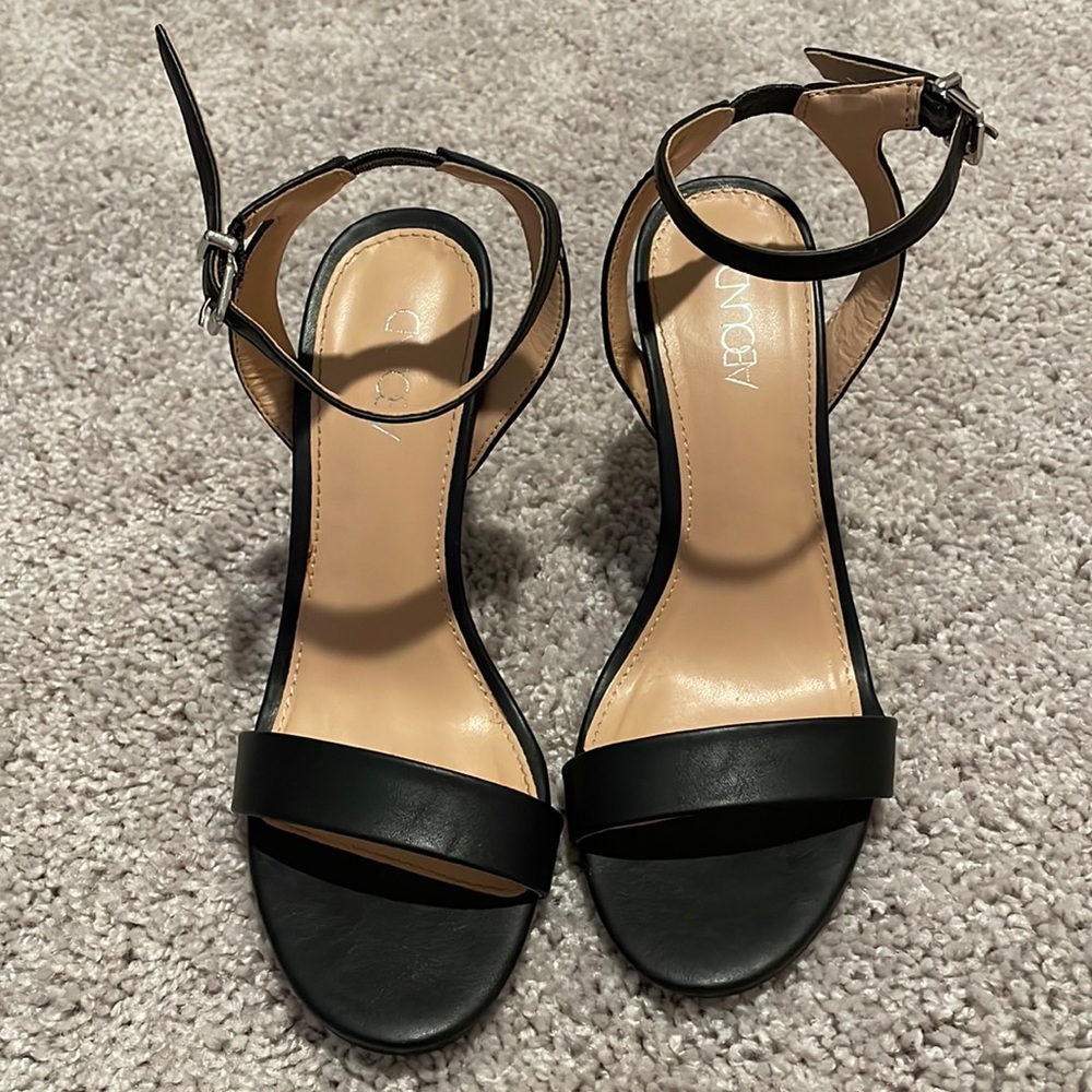 Abound black strappy heels
